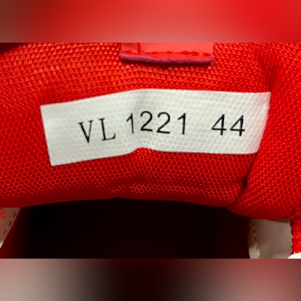 Louis Vuitton LV Skate Sneaker - Picture 5 of 7